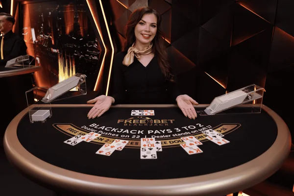 PHTaya Evolution Gaming: Live Dealer Tables & Game Shows 2026 Featured Graphic
